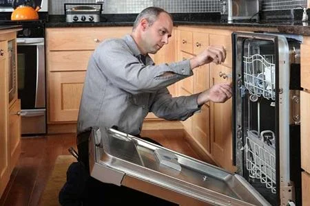 تشخيص فنيين اصلاح زانوسي بالعاصمة الإدارية دقيق للغاية